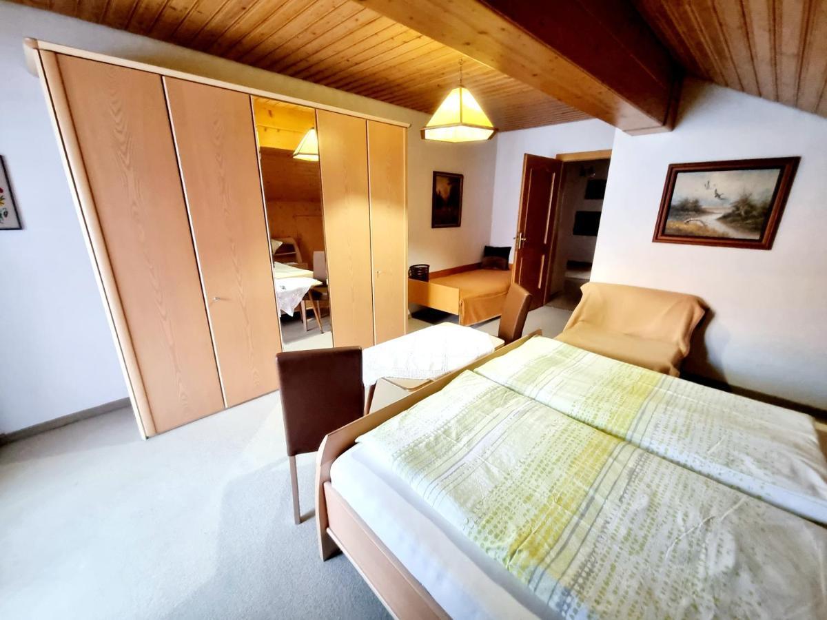 Guesthouse Schoba Typ D Kirchbach  ภายนอก รูปภาพ
